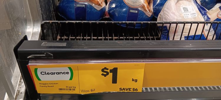 Woolworths (Thornleigh): Steggles Chicken Family Roast $1 per kg