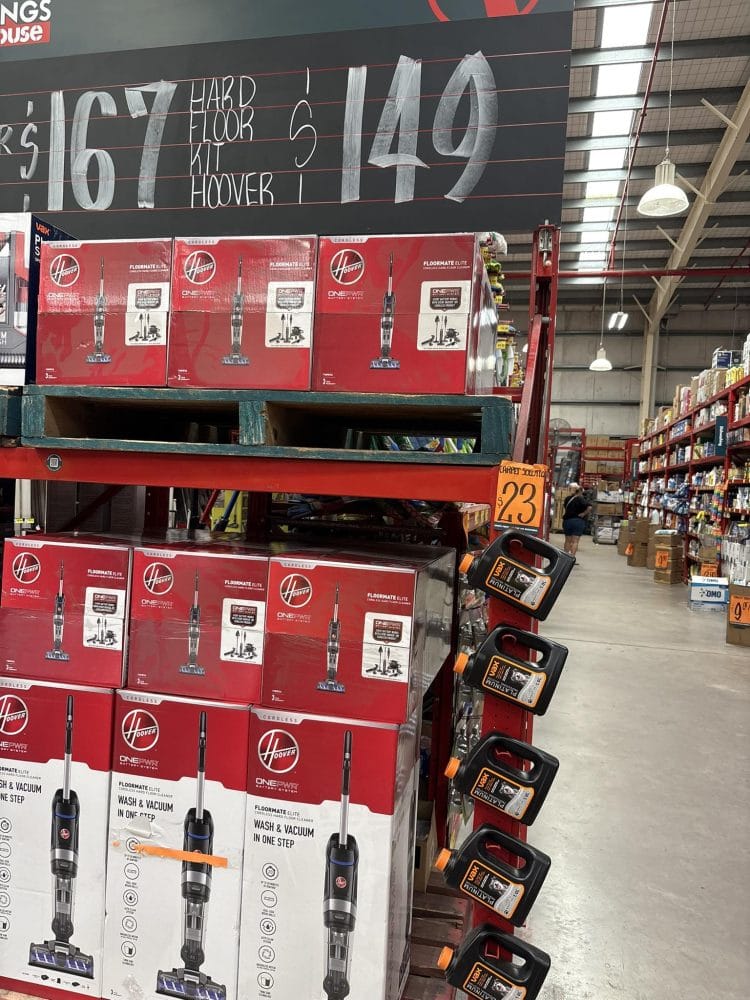 Bunnings: Hoover Floormate Elite $149