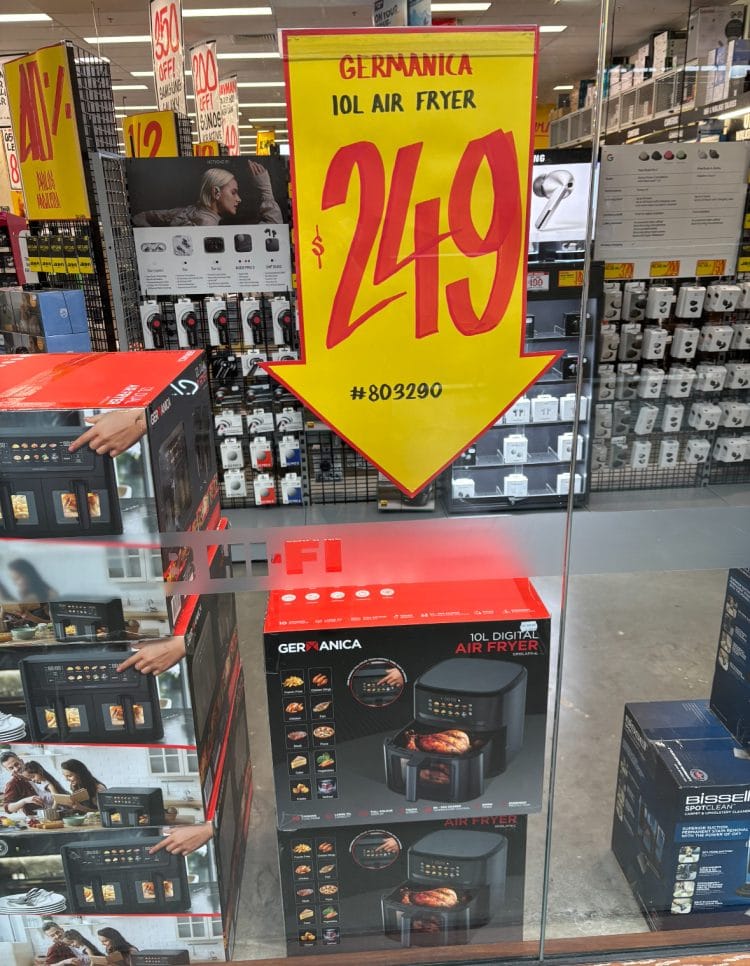 JB Hi-Fi: Germanica 10L Air Fryer – $249